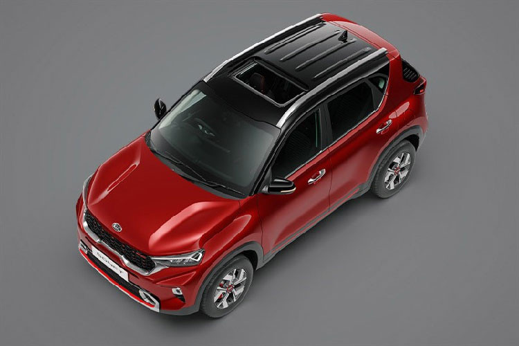 Hiện tại, vẫn chưa có giá xe Kia Sonet 2021 dự kiến tại Việt Nam, nhưng nó được kì vọng sẽ có mức giá bán trong khoảng 500 – 600 triệu đồng. Đồng thời, theo thông tin từ đại lý thì rất có thể Kia Sonet sẽ được ra mắt Việt Nam ngay trong quý III tới đây, có thể là vào tháng 7/2021 nhưng cũng có thể sẽ muộn hơn.