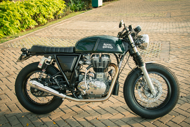 Theo nhà phân phối thuong hiệu xe môtô Royal Enfield chính hãng tại Việt Nam tiết lộ, trọn bộ 22 món đồ chơi của Libero Moto cho chiếc xe này có giá vào khoảng 90 triệu đồng, chiếc xe mới có mức giá 137 triệu đồng (tổng cộng chiếc xe lên đến 227 triệu đồng).