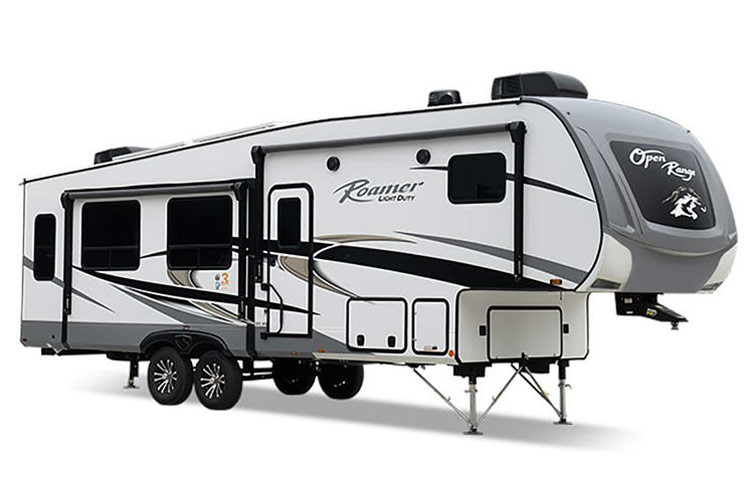 Bên cạnh đó, ở mỗi phòng trên chiếc motorhome Cardinal Fifth Wheel này còn được trang bị điều hòa, lò sưởi để đáp ứng tối đa nhu cầu của người dùng.