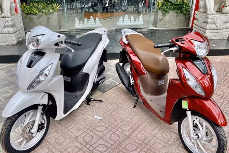 Gia xe may Honda Vision tai Viet Nam dang ban duoi muc de xuat