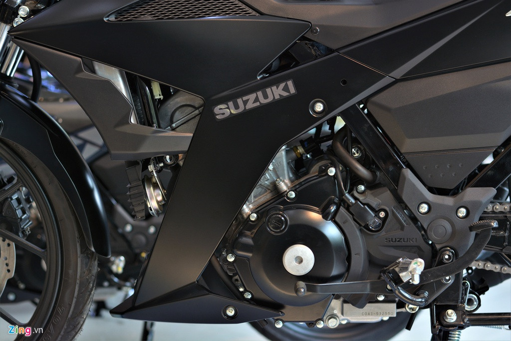 Sức mạnh của Suzuki Satria 2020 mới đến từ động cơ DOHC 4 thì, xy-lanh đơn, 4 van, làm mát bằng dung dịch, dung tích 147,3 cc. Khối động cơ này tạo ra công suất 18,2 mã lực tại 10.000 vòng/phút và mô-men xoắn cực đại 13,8 Nm tại 8.500 vòng/phút. Satria có sức mạnh nhỉnh hơn đối thủ là Honda Sonic (công suất 15,8 mã lực, mô-men xoắn cực đại 13,5 Nm).