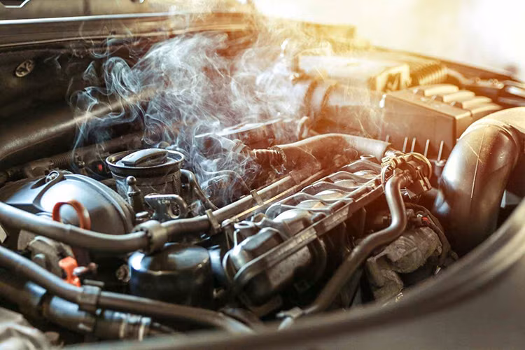 Qua nhiet dong co oto mua he, nguyen nhan va cach phong tranh-Hinh-2