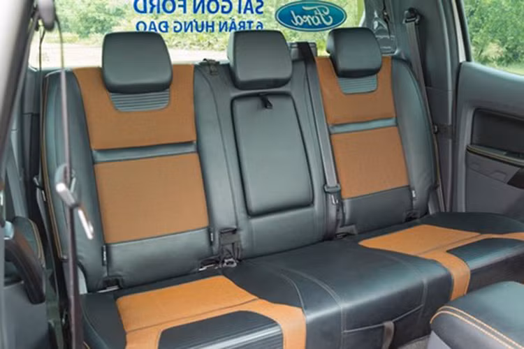 Gan 15.000 xe Ford Ranger dinh loi tai Viet Nam-Hinh-2