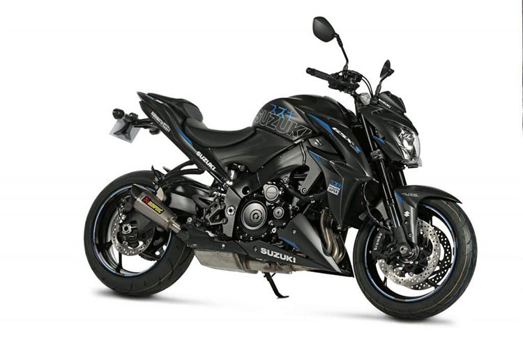 GSX-S1000 mang ngôn ngữ thiết kế tương tự Sugomi của Nhật Bản, nhưng lại có phần lịch lãm hơn. Chiếc xe thể hiện uy lực của 1 chiến binh đường phố đúng nghĩa. Thiết kế cụm đèm pha trước dạng đơn cùng các góc cạnh đầy sắc sảo vẫn không thay đổi nhiều so với phiên bản thường từng ra mắt trước đó.