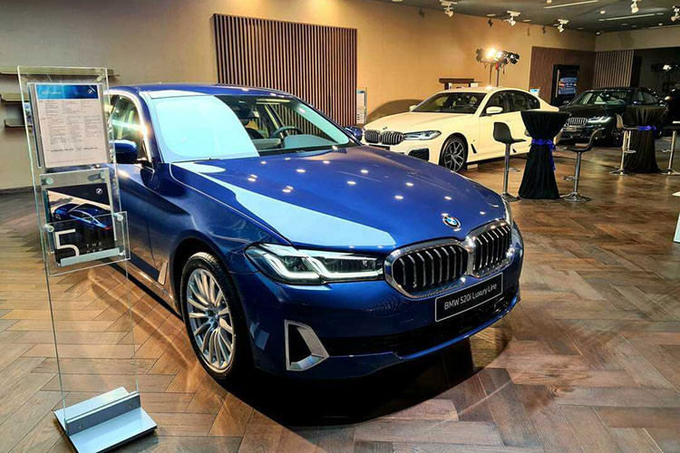 BMW tai Viet Nam tiep tuc giam gia, nhieu nhat gan 1 ty dong-Hinh-2