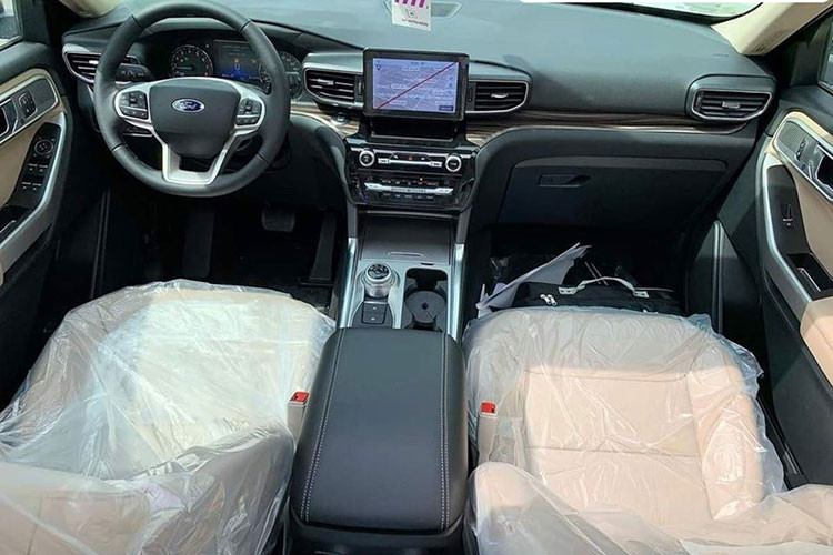 Ford Explorer 2021 chinh hang cap cang Viet Nam, cho ngay ra mat-Hinh-3