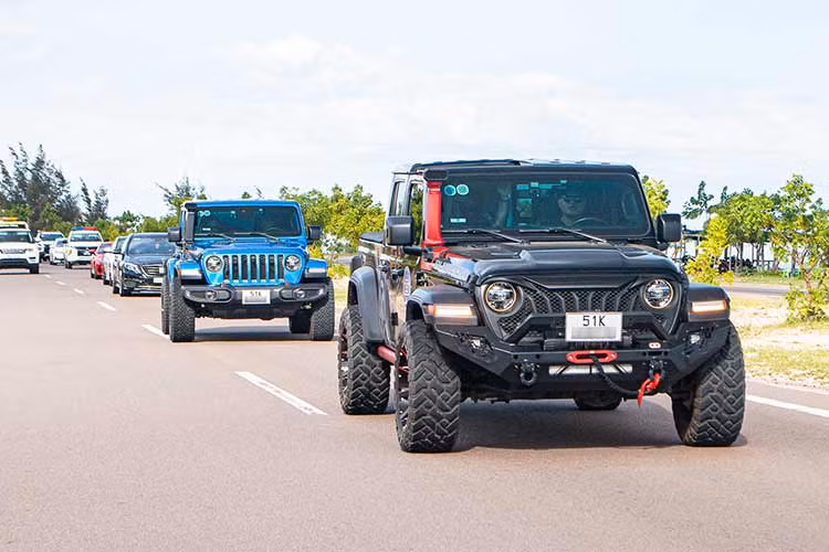 Bộ đôi Jeep Wrangler và Gladiator đến từ TP HCM.