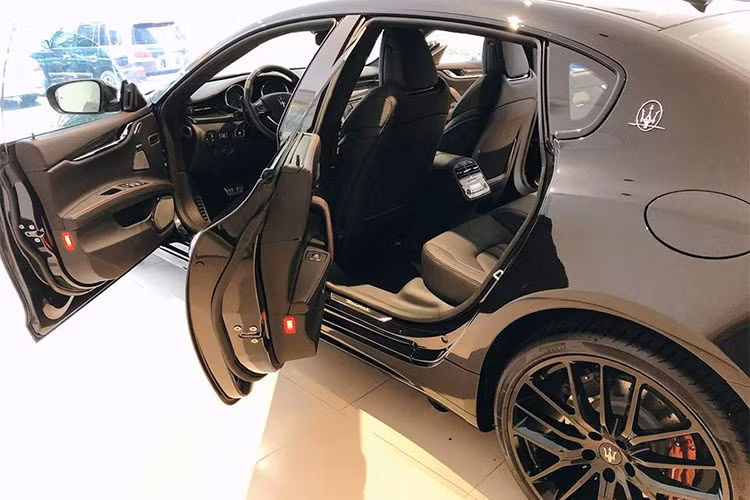 Tính tới nay, các mẫu xe Quattroforte đã trải qua nhiều thế hệ kể từ năm 1963. Thế hệ Quattroforte mới nhất được ra mắt lần đầu vào năm 2012 và được thiết kế dưới sự lãnh đạo của Lorenzo Ramaciotti - Một cựu thiết kế từng làm việc tại Pininfarina. Sau 4 năm trên thị trường, Maserati Quattroporte 2018 vừa được công bố.