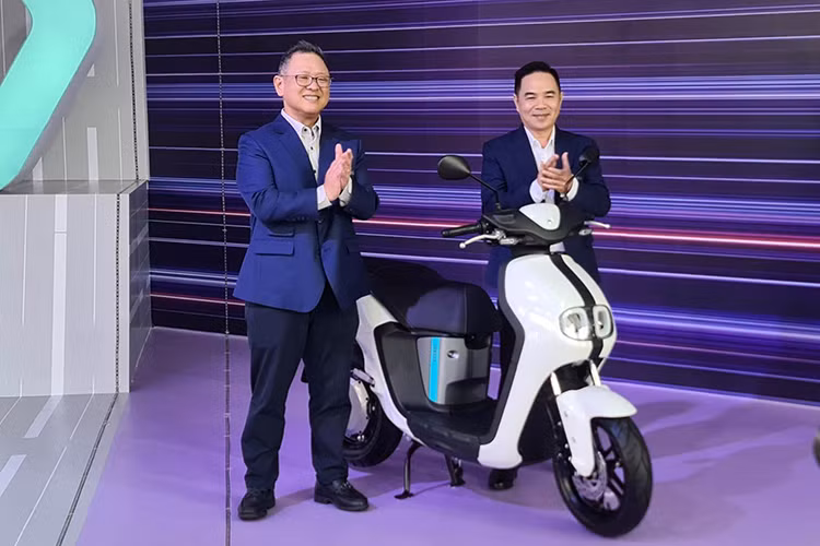 Can canh xe ga Yamaha NEO'S chay dien gia 50 trieu tai Viet Nam