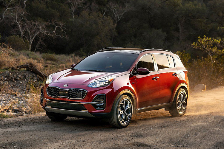 Bên cạnh các cấp độ có sẵn ở phiên bản trước là LX, EX và SX, Kia Sportage 2020 mới cũng bổ sung vào danh mục cấu hình bản tầm trung S hướng đến phong cách thể thao. Điều này sẽ giúp cho khách hàng đa dạng hơn trong việc lựa chọn.