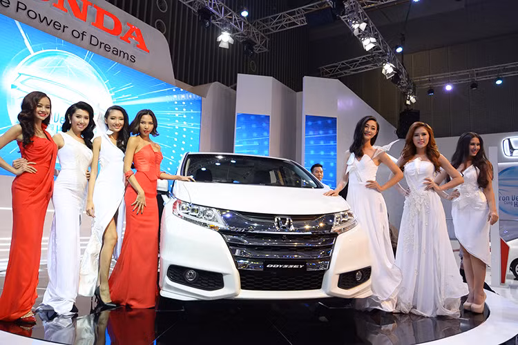 “Trọn vẹn cuộc sống cùng Honda” cũng chính là chủ đề mà Honda Việt Nam mang đến Triển lãm ôtô Việt Nam 2015 này.