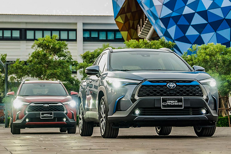 Doanh so Toyota Corolla Cross but toc, cho Kia Seltos 