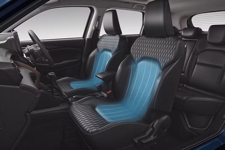 Cũng như Toyota Urban Cruiser Hyryder, Suzuki Grand Vitara 2022 tại thị trường Ấn Độ có 2 loại động cơ. Thứ nhất là hệ truyền động mild hybrid có tên Smart Hybrid, bao gồm máy xăng 4 xi-lanh, dung tích 1.5L và mô-tơ điện, tương tự loại dùng cho Suzuki Ertiga hay XL6 mới.