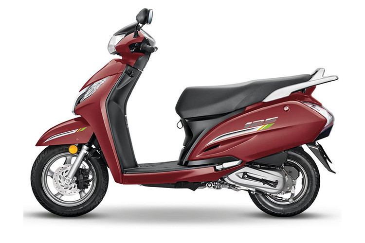 Honda Activa 125 mới được trang bị động cơ hoàn toàn mới với thiết kế xylanh đơn, dung tích 124cc, sản sinh công suất 8,2 mã lực tại tua máy 6.500 vòng/phút và mômen xoắn cực đại 10,3 Nm tại tua máy 5.000 vòng/phút. Đi kèm với động cơ này là hệ thống phun xăng điện tử PGM-FI và hộp số vô cấp.