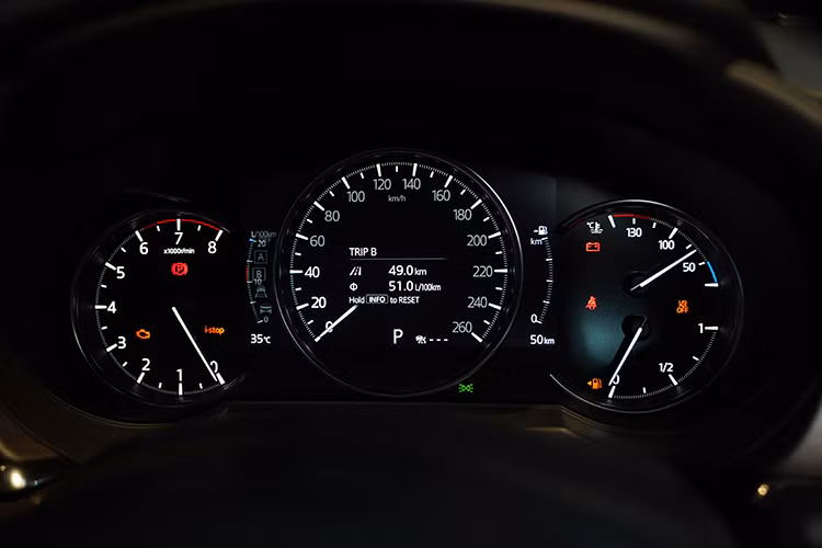 Cụ thể, động cơ 2.0L có công suất 154 mã lực tại tua máy 6.000 vòng/phút với mômen xoắn cực đại 200 Nm tại tua máy 4.000 vòng phút; Bên cạnh đó là động cơ 2.5L có công suất 188 mã lực tại tua máy 6.000 vòng/phút với Momen xoắn cực đại 252 Nm tại tua máy 4.000 vòng/phút.