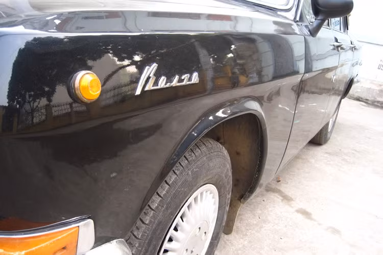 Hình ảnh của những chiếc xe Volga thời điểm đó luôn gắn liền với niềm tự hào theo quan niệm “một người làm quan cả họ được nhờ”. Chính vì vậy nên thời ấy nhà nào có người làm quan to đi Volga thì rất oách, người thân được thơm lây.