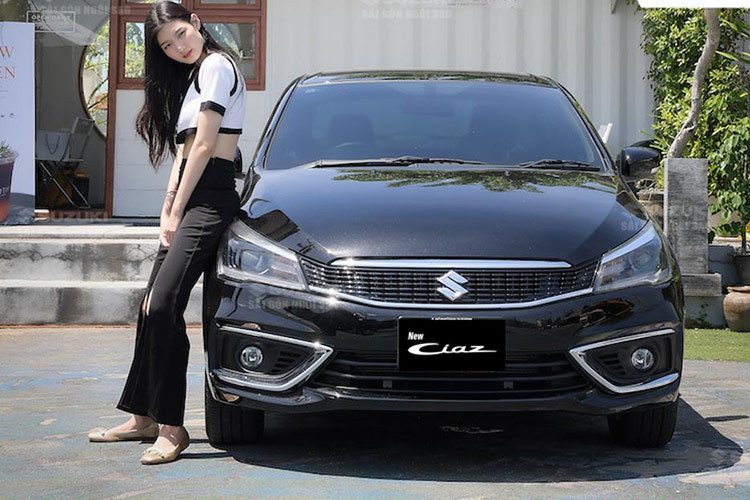 Lý giải nguyên nhân khiến doanh số phân khúc sedan cỡ B thấp hơn hẳn so với cùng kỳ năm ngoái, các chuyên gia cho rằng nhu cầu mua xe giảm, cộng thêm thông tin giảm lệ phí trước bạ từ tháng 8/2024 khiến khách hàng có tâm lý chờ đợi mua xe giá tốt. Ngoài ra, xu hướng chuộng xe gầm cao cũng là nguyên nhân khiến sedan cỡ B giảm sức hút.