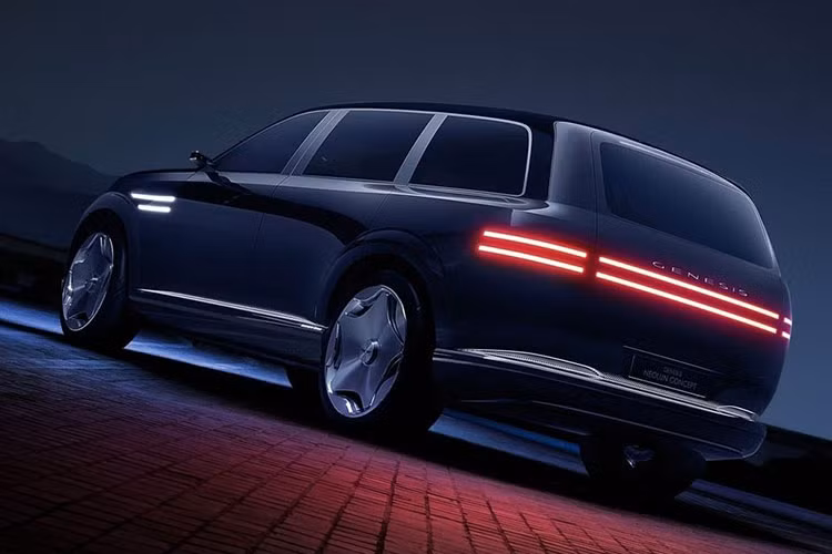 Ngoài ra, Genesis có thể cung cấp thêm tùy chọn pin lớn hơn để tăng phạm vi hoạt động. Xe cũng hỗ trợ công nghệ Vehicle-to-Grid (V2G) và Vehicle-to-Load (V2L) – cho phép cấp điện ngược lại cho thiết bị gia dụng hoặc hệ thống trong nhà. Hệ thống treo điều khiển điện tử và phân bổ mô-men xoắn thông minh sẽ giúp GV90 tối ưu cảm giác lái và độ bám đường. 