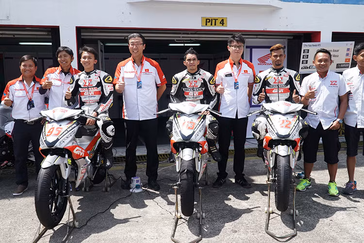 Trong hai ngày 6 và 7/8 /2016 vừa qua, chặng 4, giải đua môtô Châu Á (Asian Road Racing Championship – ARRC) đã diễn ra tại thành phố Sentul – Bogor, Indonesia. Honda Việt Nam tham dự chặng đua tại Sentul Indonesia. Đây được đánh giá là một trong những giải đua uy tín nhất thế giới, chỉ xếp sau MotoGP.