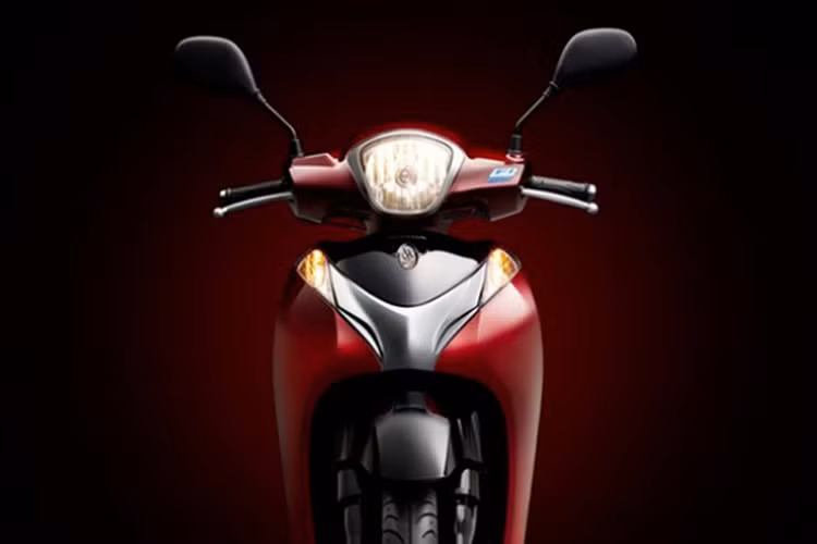 Về thiết kế tổng thể, mẫu xe ga Honda SH Mode 125 ABS 2019 nâng cấp này không khác biệt quá nhiều so với bản cũ. Xe vẫn giữ được thiết kế tinh tế với cụm đèn pha sang trọng, đèn xi nhan và đèn định vị có thấu kính màu xanh cao cấp phía trước cùng phần đuôi xe thời trang với cụm đèn sau thon gọn và lớp trang trí mạ crôm cao cấp.