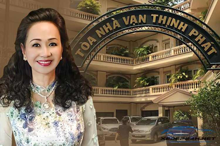 Trong dàn xe của tập đoàn Vạn Thịnh Phát do bà Trương Mỹ Lan làm Chủ tịch phần đông là các mẫu xe siêu sang của Rolls-Royce. Nữ đại gia mới bị C03 Bộ Công an bắt giữ - Trương Mỹ Lan sở hữu 2 xe Rolls-Royce Phạntom và một xe siêu sang Rolls-Royce Ghost.