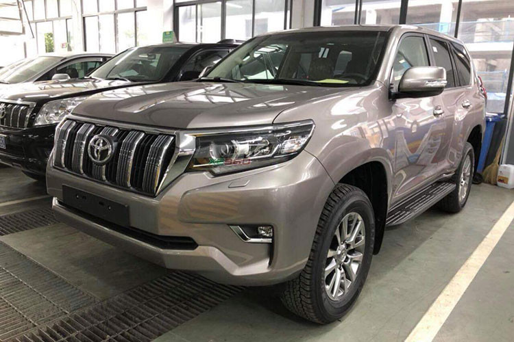 Mẫu xe SUV Toyota Land Prado đạt doanh số 51 xe được bán ra trong tháng 5/2021. Kết quả này cũng khiến Prado nằm trong xếp hạng 10 trong danh sách xe ế ẩm nhất thị trường. Cộng dồn 5 tháng đầu năm 2021, Prado bán được 231 xe.