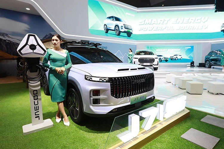 Xe JAECOO la doi tac chinh Hoi nghi Cong nghiep Xanh Indonesia-Hinh-3