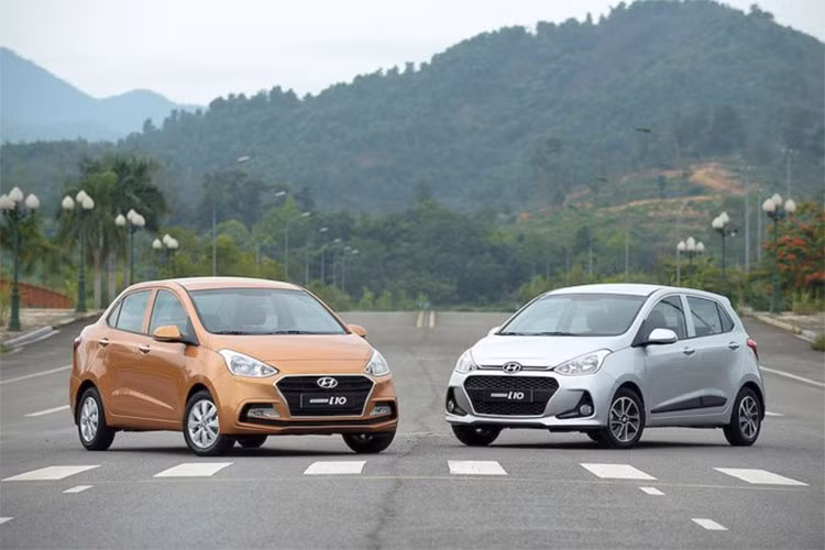 Đáng chú ý nhất là trường hợp của Hyundai Grand i10 mới. Với doanh số vừa được công khai, Hyundai Grand i10 lập tức vượt qua Toyota Vios để đứng ở vị trí số 1 trong top 10 ôtô bán chạy nhất Việt Nam cả tháng 6 và 6 tháng đầu năm 2018 dù thực tế mẫu xe thương hiệu Hàn Quốc đã làm được điều đó nhiều năm qua.