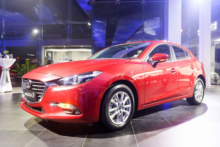Trong tháng 6/2018 vừa qua, doanh số của mẫu xe ôtô Mazda3 chỉ đạt 1.220 xe và xếp ở vị trí thứ 5. Tuy nhiên trong 6 tháng đầu năm 2018 mẫu xe này lại đứng ở vị trí thứ 4 với 6.682 xe bán ra, tăng truởng 18%.