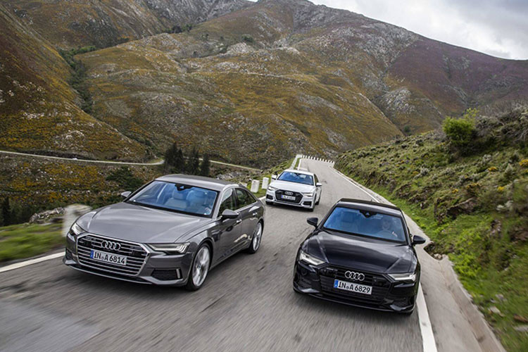 Audi A6 2019 có khá nhiều màu sơn ngoại thất cho hàng lựa chọn với các màu như: Bạc (Florett Silver), Xám (Suzuka Grey/ Typhoon Gray), Xanh Dương (Firmament Blue)... Tại quê nhà nước Đức, Audi A6 2019 có giá bán từ 58.050 Euro (khoảng 1,5 tỷ đồng) cho phiên bản bản A6 50 TDI Quattro, xe sẽ bắt đầu được bán ra vào tháng 6/2018.