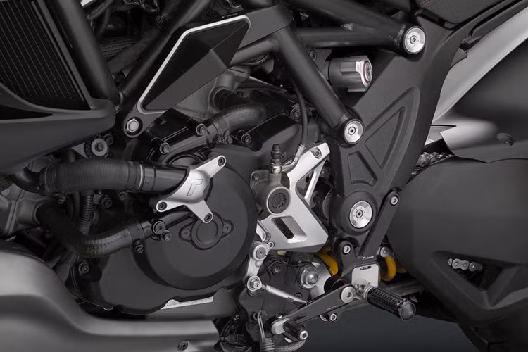 Trang bị bộ số gãy Rizoma Evo dành riêng cho dòng xe Ducati Diavel.