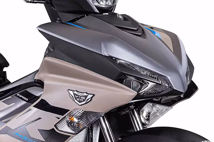 Mức ở mức giá xe Yamaha Y16ZR ABS 2025 tại Malaysia từ RM11.398 (65,79 triệu đồng). Xe có hệ thống phanh ABS cho bánh trước của và là trang bị tiêu chuẩn, đi kèm phanh đĩa thủy lực cho cả hai bánh.