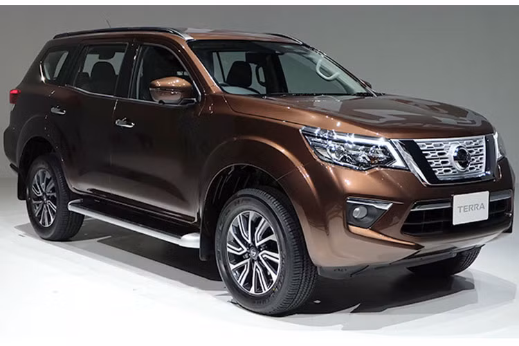 Theo một số nguồn tin từ phía Nissan Việt Nam cho biết hiện hãng xe Nhật Bản đang gấp rút chuẩn bị đưa mẫu SUV 7 chỗ Terra về Việt Nam, cạnh tranh cùng các xe như; Toyota Fortuner, Chevrolet Trailblazer hay Ford Everest... Theo các đại lý Nissan tại Việt Nam tiết lộ, giá bán của Terra dự kiến từ khoảng 1,1 - 1,2 tỷ đồng.