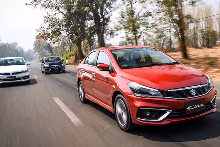 Trong năm 2019, thống kê của VAMA cho thấy chỉ có đúng hơn 1.000 chiếc xe sedan Suzuki Ciaz được giao tới tay khách hàng, còn không bằng doanh số bình quân mỗi tháng của những sản phẩm “hot”. 