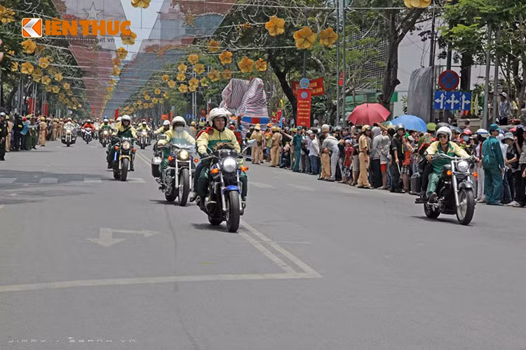 Chương trình diễu hành được cấp phép chính thức với hàng trăm môtô Pkl từ nhiều Clb tham gia.