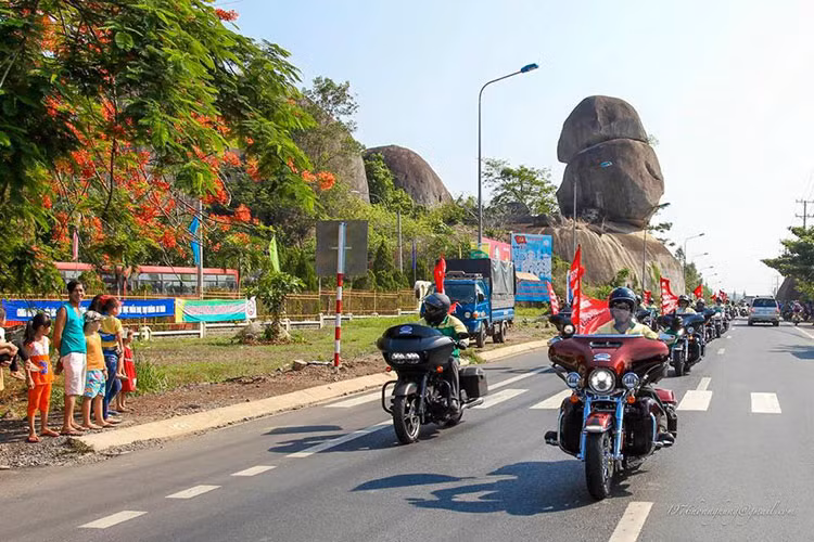 Clb Saigon H.O.G. tiếp tục được liên đoàn môtô xe đạp thể thao TP HCM lựa chọn cùng tham gia với đoàn đua xe đạp cúp truyền hình.