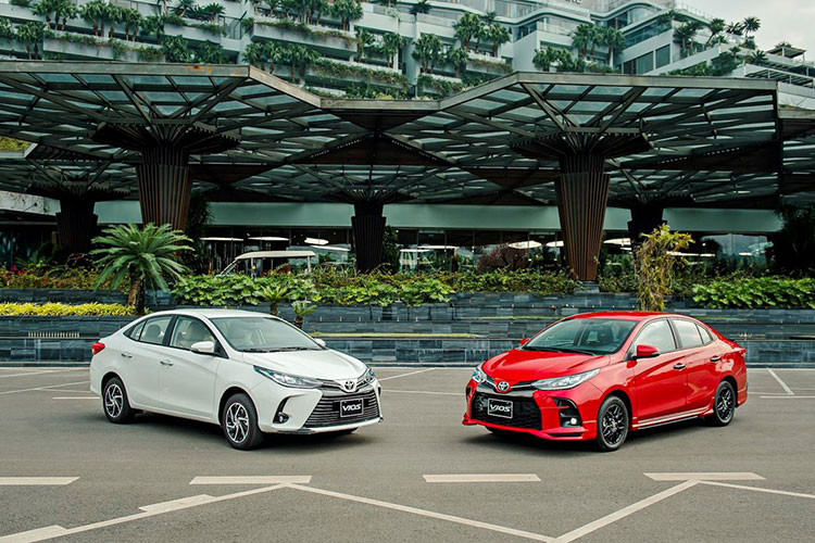 Trong tháng 11 vừa qua, mẫu sedan hạng B của Toyota bán được 2.739 xe, tăng gần 1.000 xe so với tháng 10. Cộng dồn 11 tháng năm 2021, Toyota Vios bán được 17.133 xe. Hiện, Toyota Vios được lắp ráp trong nước với tổng cộng 6 phiên bản, tăng 1 phiên bản đặc biệt (Vios GR-S) so với trước đây.