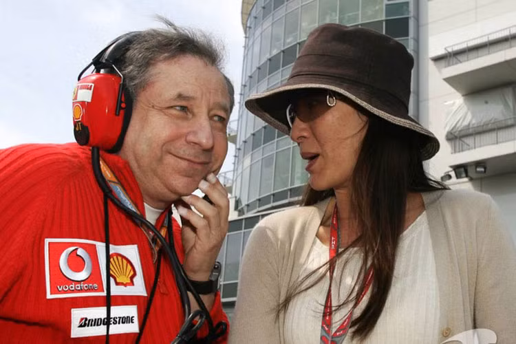 Duong Tu Quynh vua gianh Oscar 2023 la vo cua Giam doc Ferrari-Hinh-3