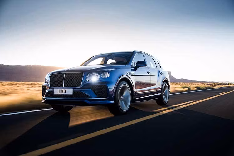 Bentley Bentayga tai Viet Nam trieu hoi khac phuc loi bom nhien lieu