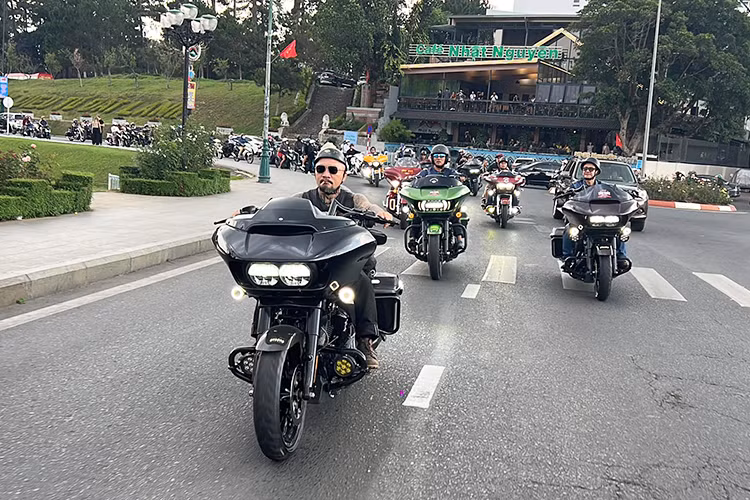 Người dùng môtô tại Việt Nam hiện nay đang dần định hình cách chơi một cách sâu hơn, chuyên nghiệp hơn, các CLB (câu lạc bộ), hội nhóm chơi xe hiện không chỉ định hình ở các nhóm nhỏ lẻ mà đã mang tính chuyên nghiệp với nhiều các quy định, lề lối, cách thức hoạt động… và CLB thể thao Anh Em Đà lạt cũng không nằm ngoài cách chơi đó.