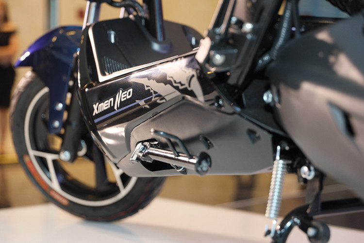 Trái tim của Xmen Neo là động cơ GTR có công suất 1.000 watt và đạt chỉ số chống nước IPX7. Chiếc xe này cũng tích hợp 02 chế độ lái gồm: Eco tiết kiệm điện với tốc độ tối đa 35km/h và Power mạnh mẽ có thể đạt vận tốc tối đa 43 km/h. Xmen Neo đạt tới 80km sử dụng trong một lần sạc, cho giới trẻ tha hồ lái xe đi học, đi chơi suốt ngày dài năng động.