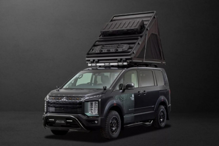 Các mẫu xe như Outlander PHEV Night Seeker không chỉ khẳng định vị thế của hãng trong phân khúc SUV hybrid, mà còn mở ra hướng đi táo bạo trong việc kết hợp thiết kế quân sự với công nghệ hiện đại. Với dòng sản phẩm được đầu tư kỹ lưỡng, Mitsubishi hứa hẹn mang đến những trải nghiệm đột phá và thú vị.