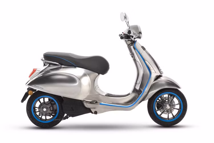 Vespa điện là bước đầu tiên của Piaggio Group trong chiến lược đa dạng các giải pháp kết nối và tương tác giữa xe và người điều khiển. Trong tương lai gần, Vespa điện cũng sẽ sẵn sàng đáp ứng với những công nghệ tiên tiến như sử dụng trí tuệ nhân tạo trong tương tác với con người.