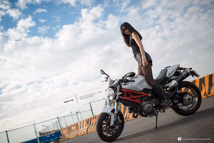 Là thành viên trong gia đình Monster chính vì vậy thiết kế của 796 gần như tương đồng với những người “ anh em” khác trong họ "nhà quỷ".