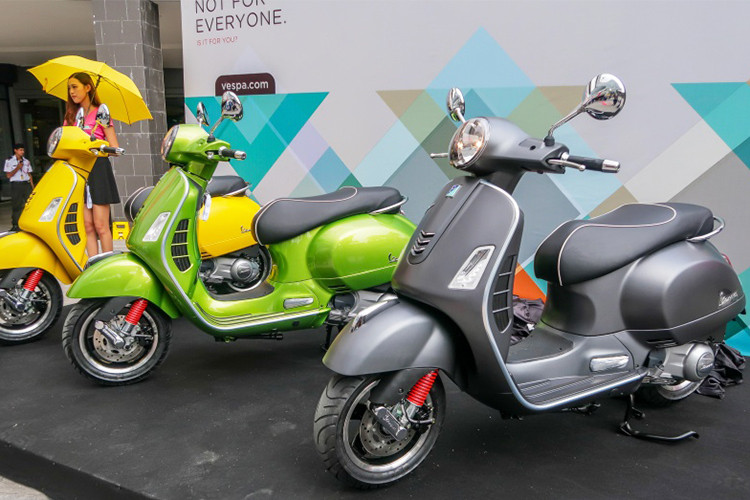 Hiện Piaggio Việt Nam đang lắp ráp dòng Vespa GTS 300 bằng các linh kiện được nhập khẩu trực tiếp từ Ý. Khi xuất sang các nước như Malaysia những chiếc xe này sẽ được kiểm tra về thông số kỹ thuật, hiệu năng, chất lượng và độ an toàn... Trước đây, bản nhập Ý của mẫu xe này từng được bán tại thị trường này với giá khá cao.
