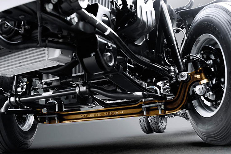 New Mighty N250 được trang bị khối động cơ A2 (D4CB) 2.5L, sản sinh công suất cực đại 130 mã lực tại 3,800 (vòng/phút) và mô men xoắn cực đại đạt 255 Nm / 2,000 (vòng/phút) . Xe được trang bị hộp số sàn 6 cấp mang lại hiệu quả truyền động tốt, cực kỳ mượt mà và êm ái.