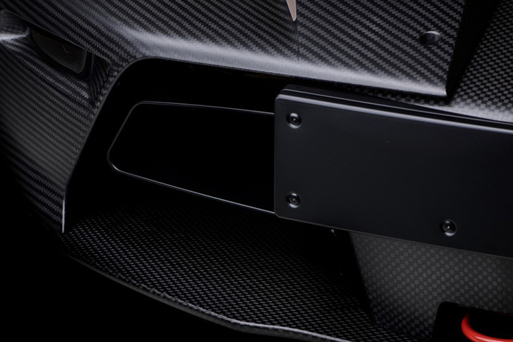 Sau 12 năm, KTM vừa tung ra phiên bản X-Bow GTX, mẫu xe kế nhiệm cho mẫu X-Bow thế hệ đầu tiên. Tương tự như mẫu xe tiền nhiệm, KTM X-Bow GTX 2021 mới được phát triển đặc biệt để sử dụng trong trường đua chuyên nghiệp.