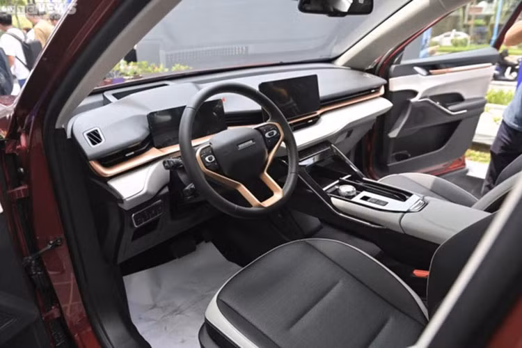 Chon Haval H6 cua Trung Quoc hay Honda CR-V Nhat Ban tai Viet Nam?-Hinh-3