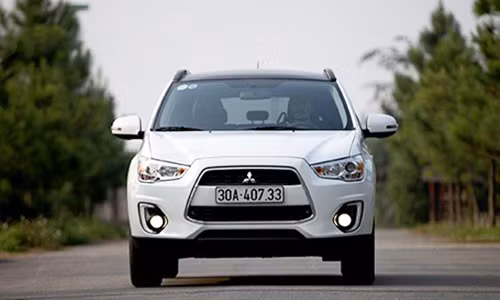 Mitsubishi Outlander Sport tai Viet Nam lai tiep tuc dinh loi