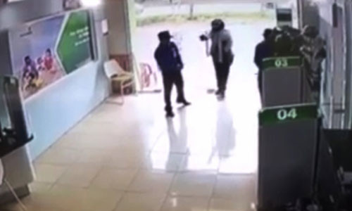 Thuong uy cong an no sung o ngan hang: Toi da nang...